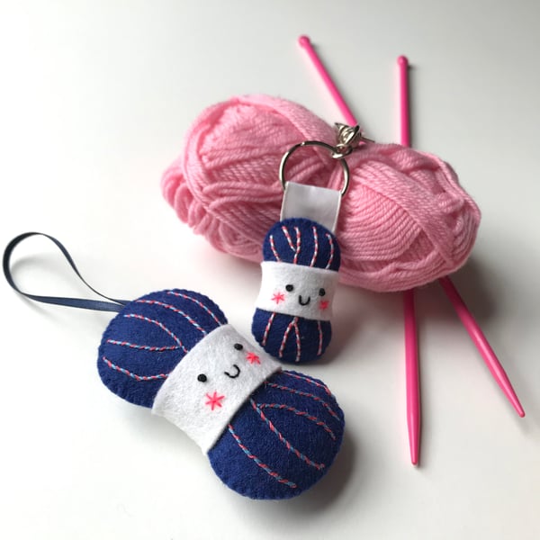 Yarn Ball Keyring and Lavender Bag Set- Deep Blue