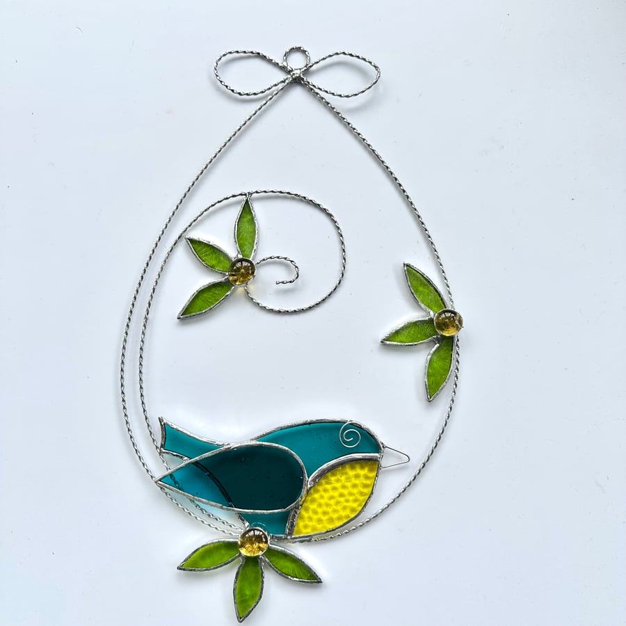 Stained Glass Blue Tit Circle Suncatcher - Handmade Window Decoration