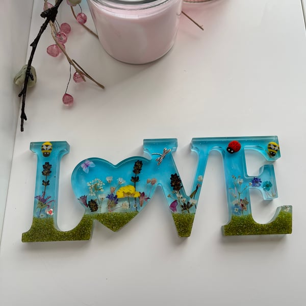Floral 20cm Resin LOVE Sign bees ladybirds garden handmade ONE ONLY free postage