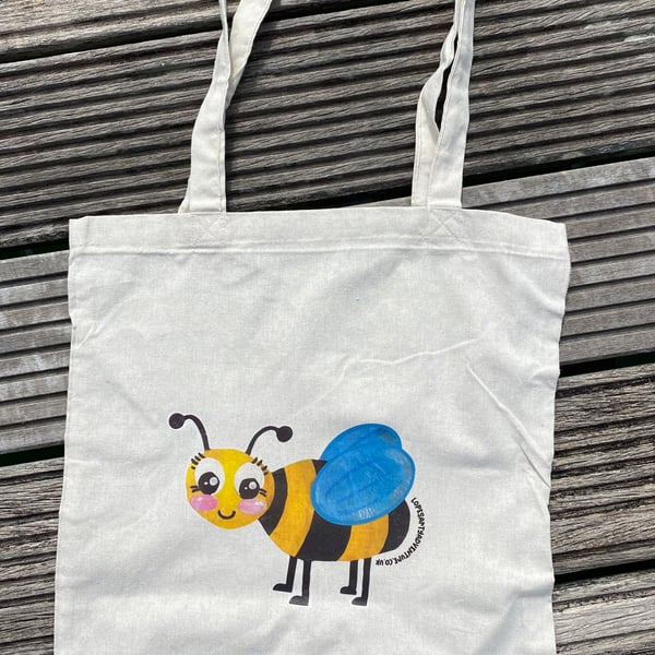Tote bag of Bobbi Bumble, a collage bee