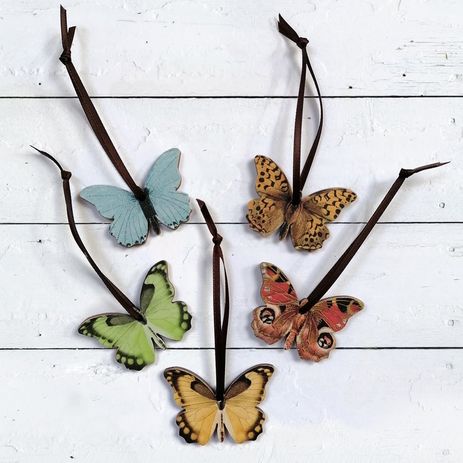 Butterflies Vintage Style Wooden Hanging Decorations, Set of 5