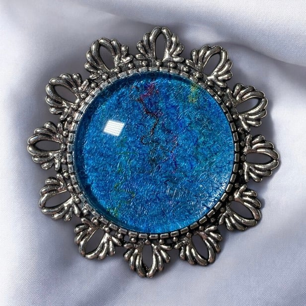 Vintage style brooch, hand made felt with silk fibres, turquoise