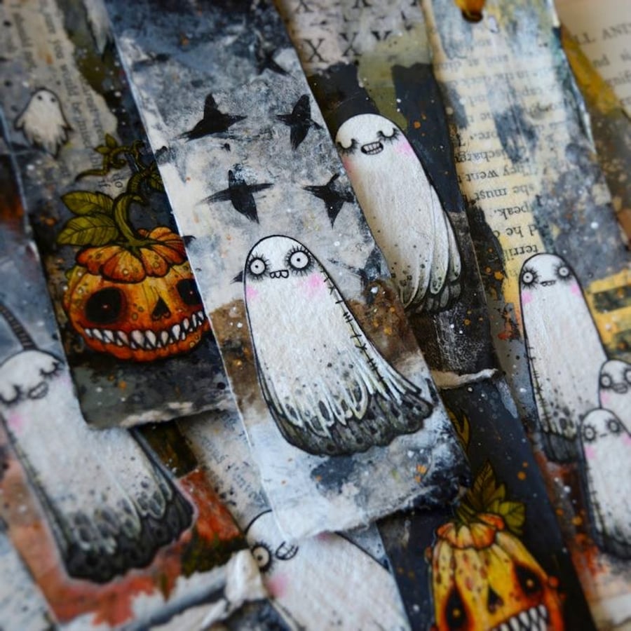 spooky bookmark - stargazing spirit