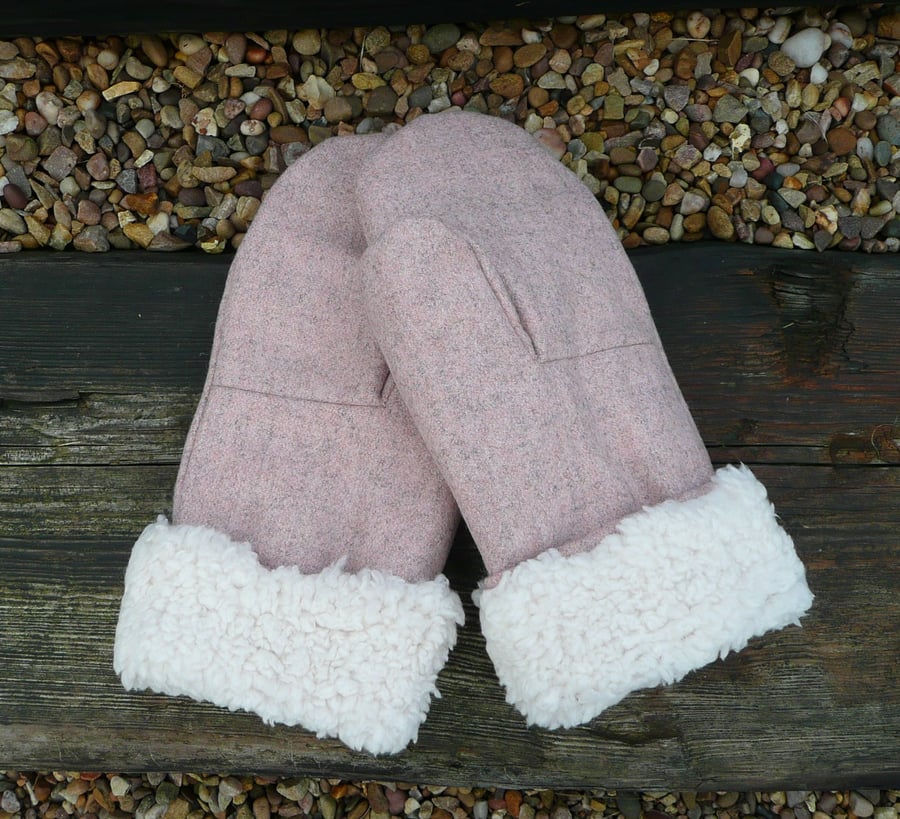 Ladies mittens pink grey marl wool tweed faux sheepskin sherpa fleece gloves