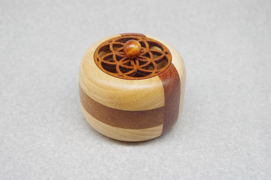 Small Wooden Trinket Ring Pot. Handmade. 