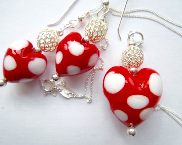  Murano glass red and white polka dot pendant and earrings set.