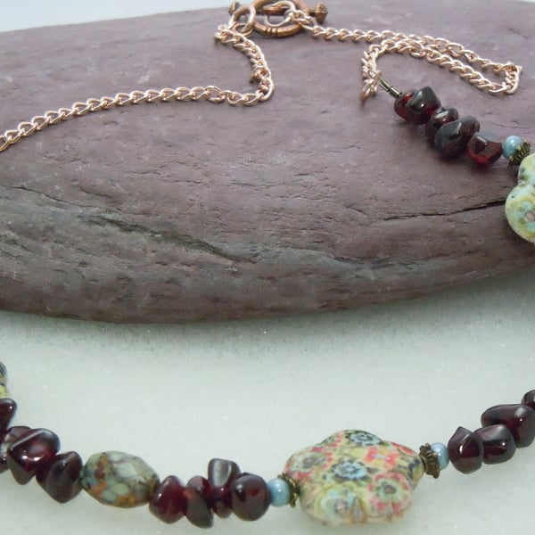 Garnet & Howlite gemstone necklace