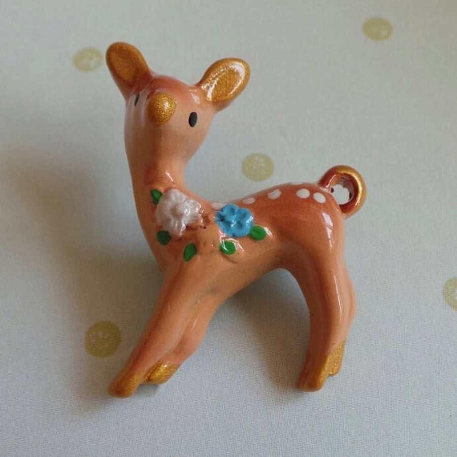 Kitsch Bambi Deer Resin brooch with 3D floral flower decoration