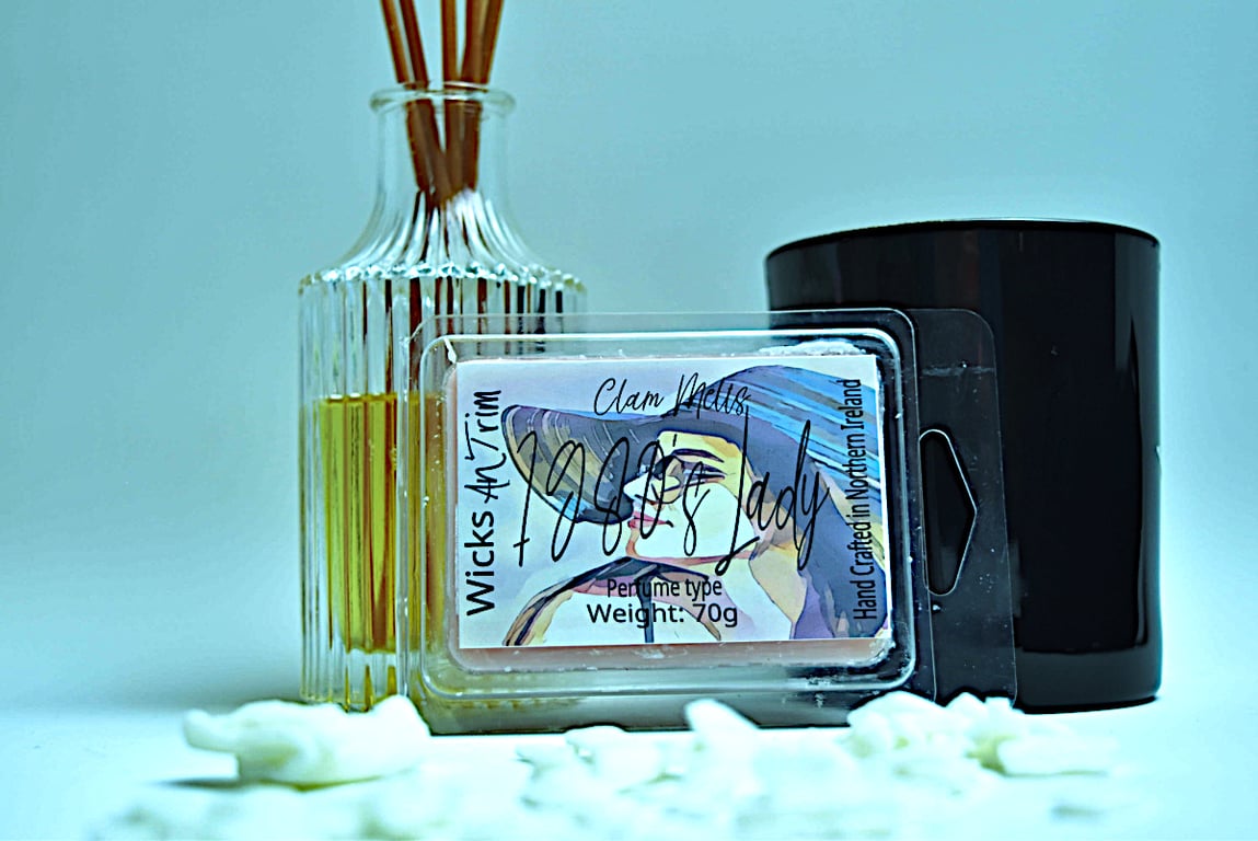 1980s Lady Highly Scented Hand Crafted Soy Wax Melt Clam Melt