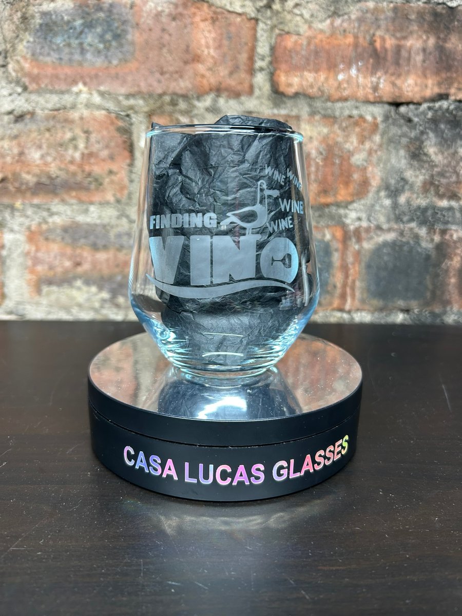 Hand Etched Finding Vino