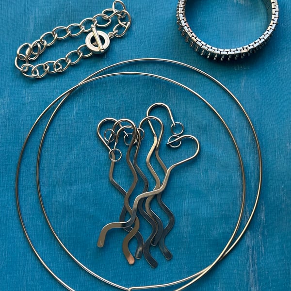 Selection of Jewellery Making Supplies 