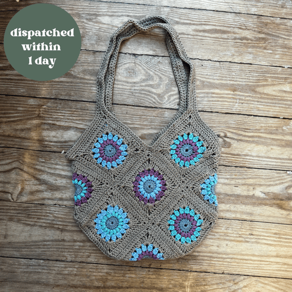 Handmade Vintage Boho Crochet Bag - Latte Flowers