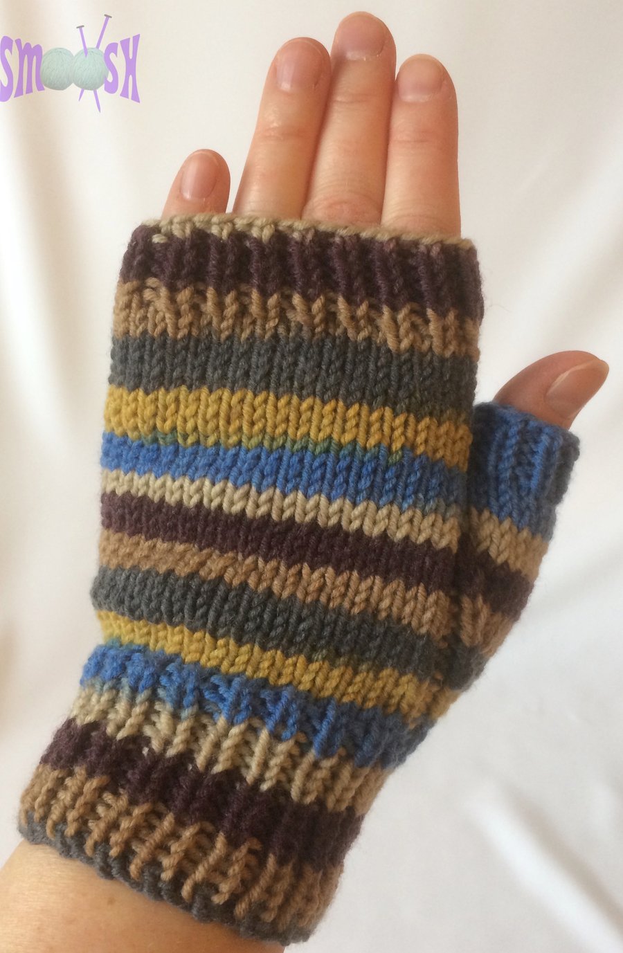 Fingerless Mitts: Autumn Stripe