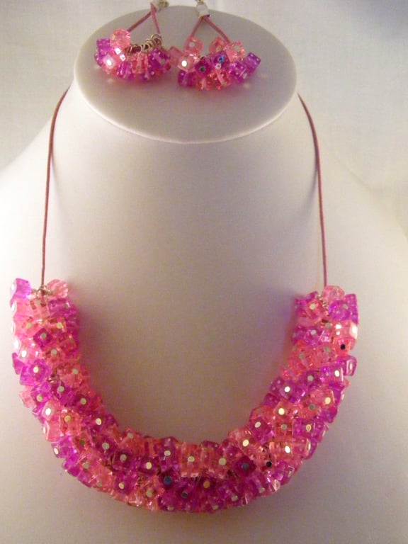 Pink and Purple Dice Jewellery Set.