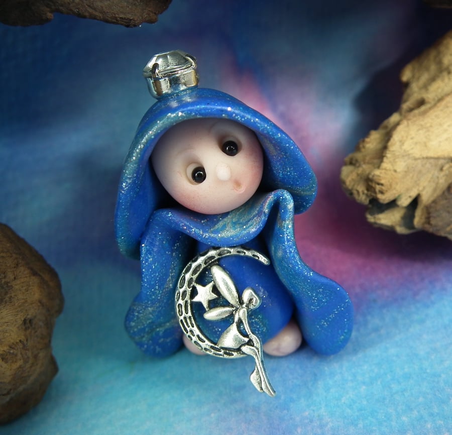 Tiny Gnome Maiden with fairy charm 'Xia' 1.5" OOAK Sculpt by Ann Galvin