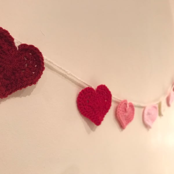 Crochet  Heart Bunting, pink and red Valentines Day handmade decorative garland