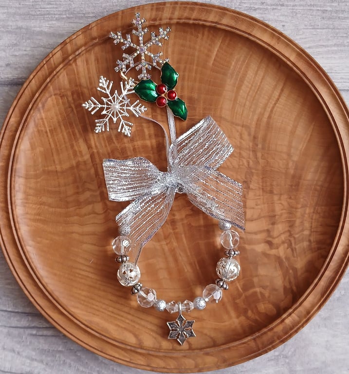 Beaded Rind Christmas Decoration - Snow & Ice