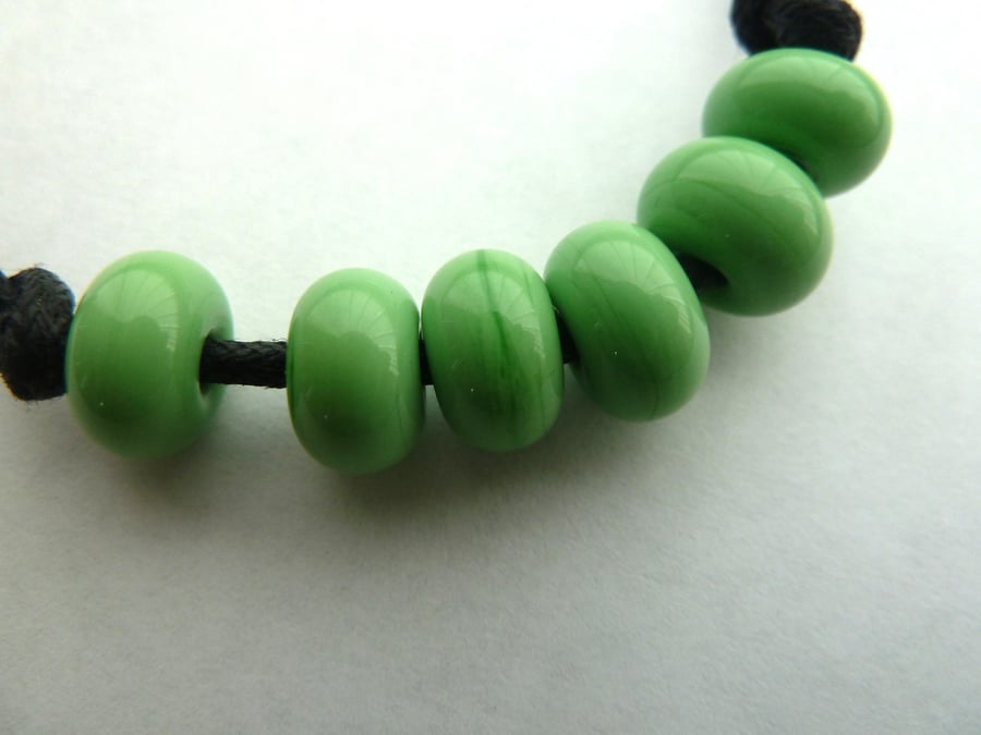 green spacer beads