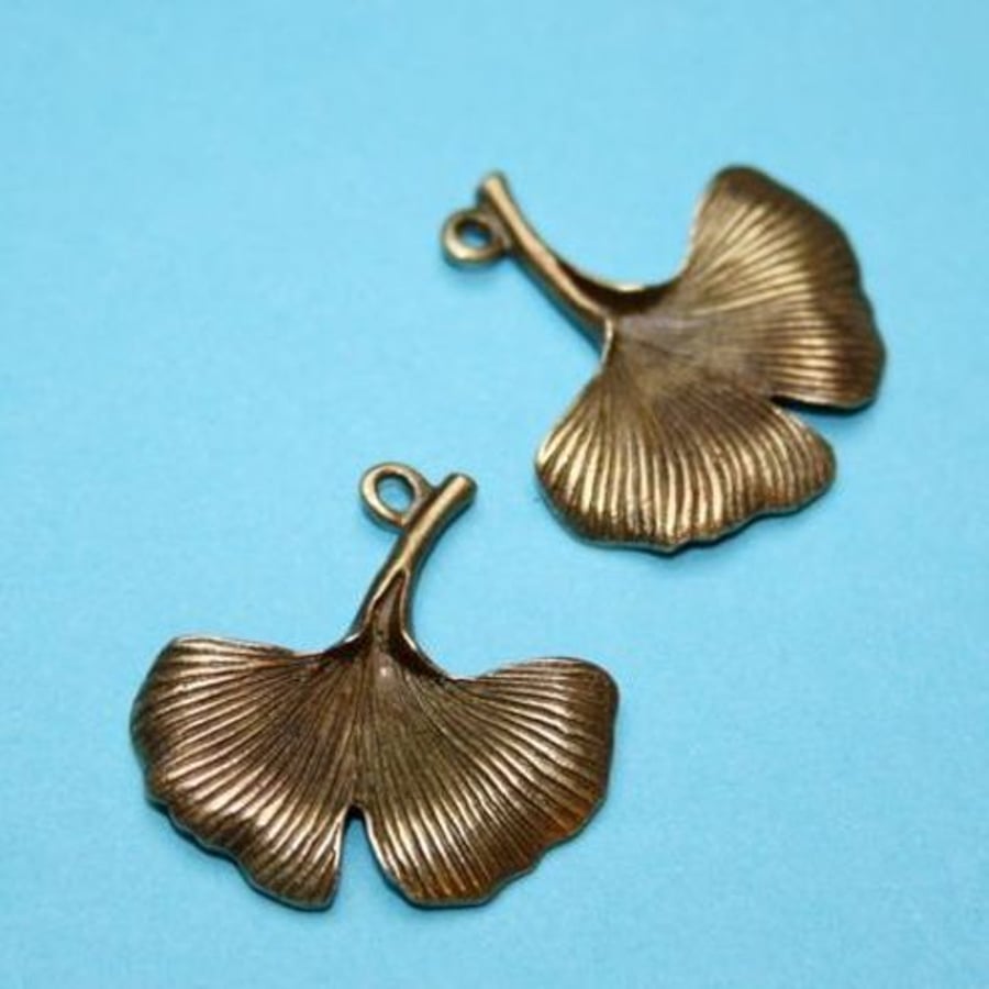 antique bronze gingko leaf