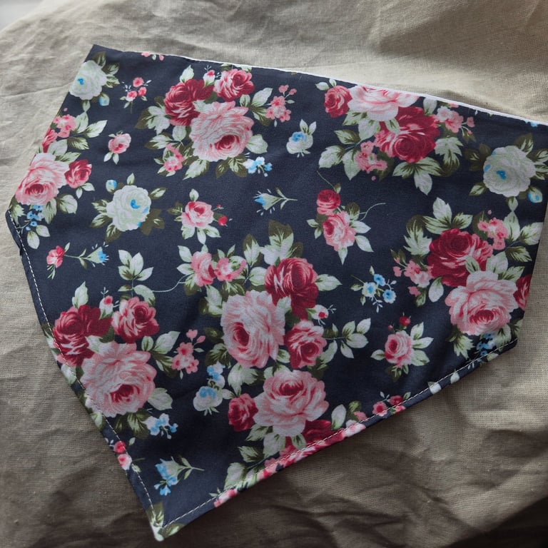 Elasticated slip-on Dog Bandana - Size XL