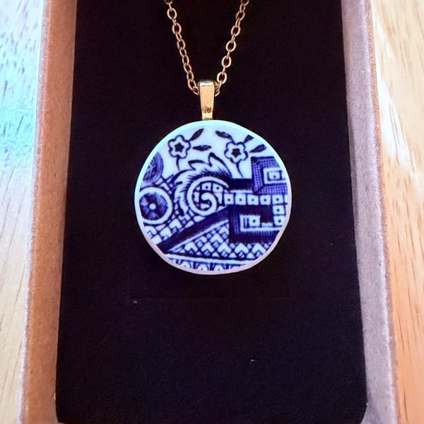Upcycled bone china necklace blue willow pattern