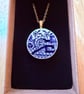 Upcycled bone china necklace blue willow pattern - Image 1