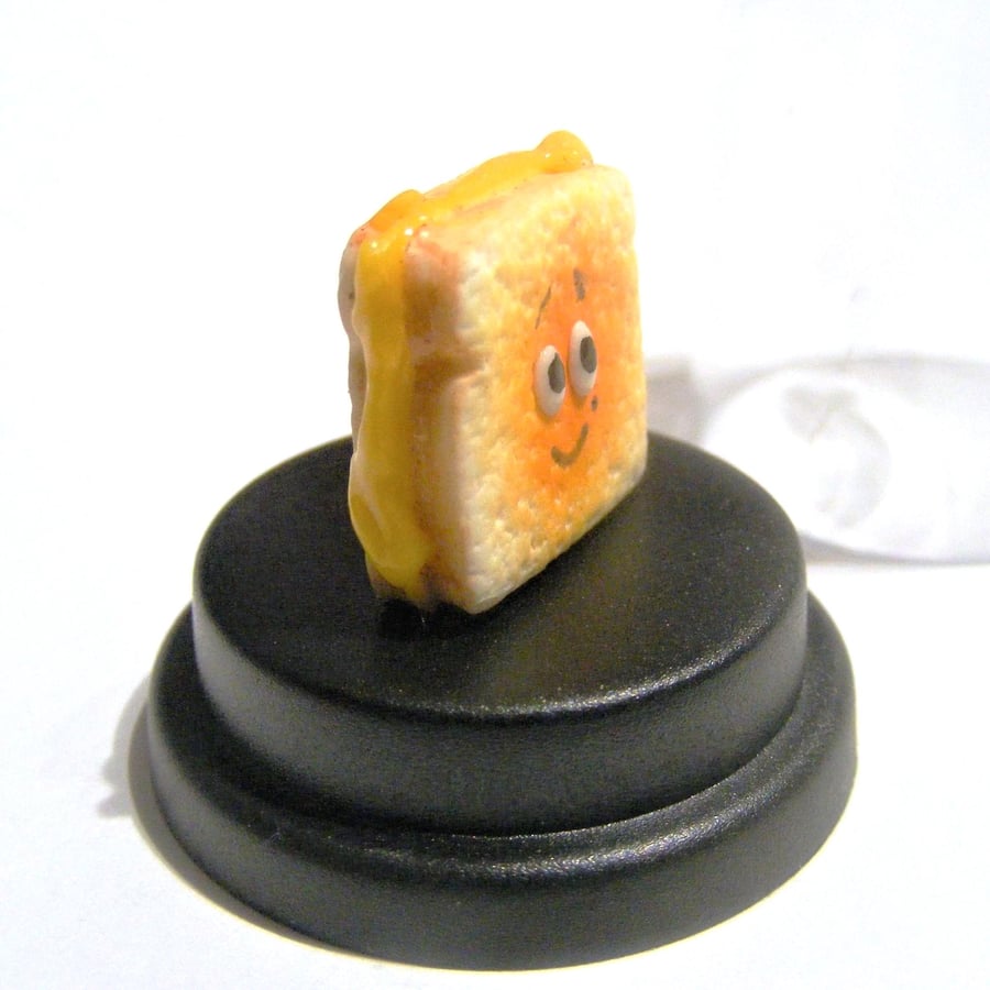 Pet Grilled Cheese, Pet Cheese melt, Cheese on toast, Cheese lover, Iconic food