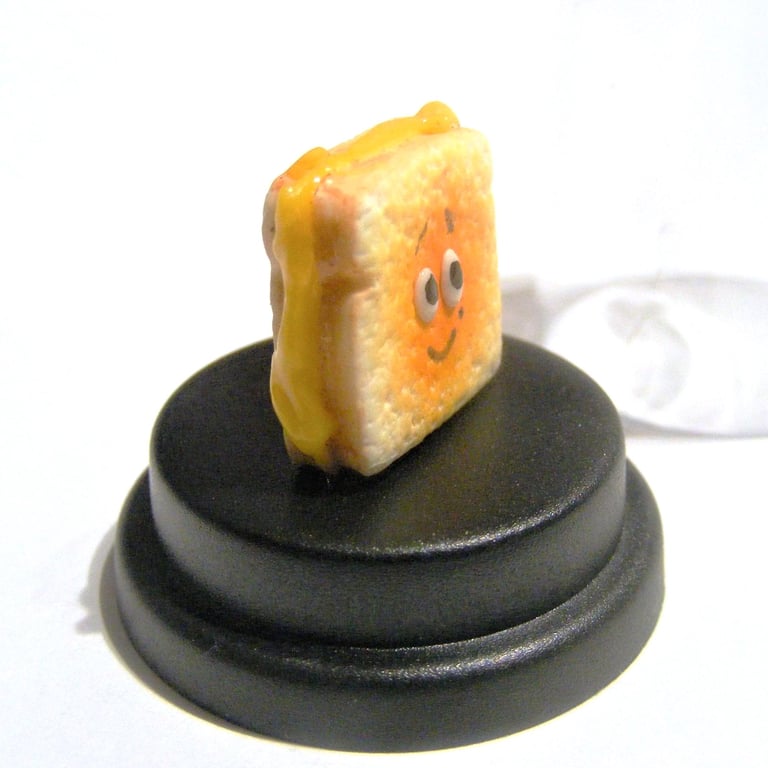 Pet Grilled Cheese, Pet Cheese melt, Cheese on toast, Cheese lover, Iconic food
