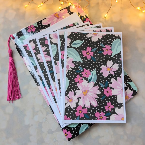 Pretty  flower note cards in matching folder.
