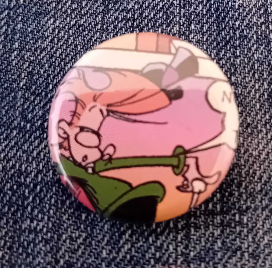 Vintage Comic Badge – Man in Green Jumper