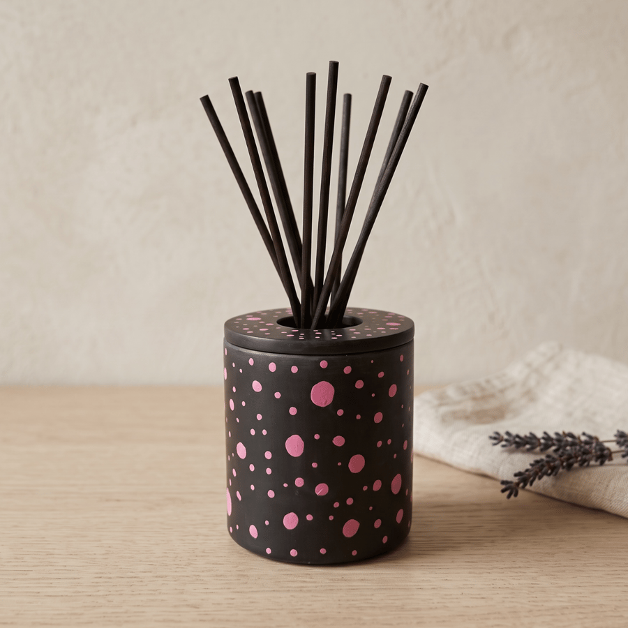 Black and Pink Hand Painted Spotted Reed Diffuser Holder For Home Fragrance