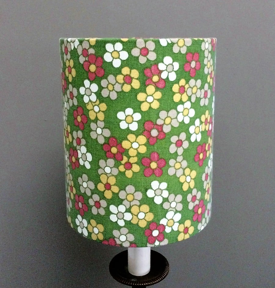 Pretty RETRO Daisies Green Lampshade in 60s 70s Daisy Vintage Fabric 
