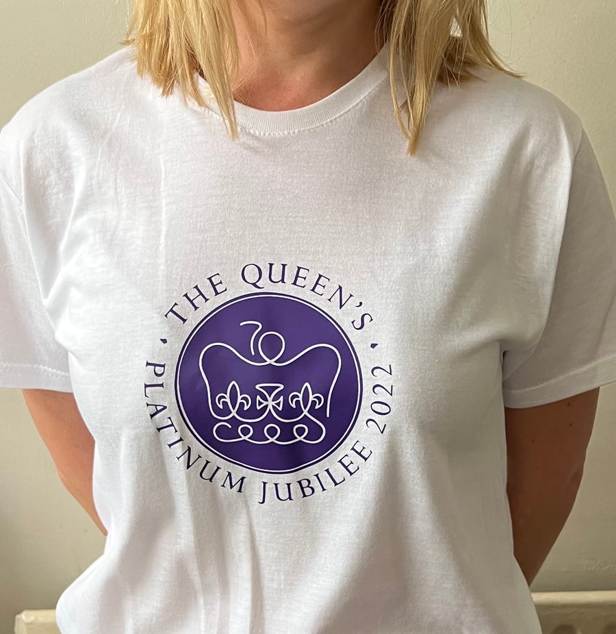 White Mens Womens Kids Commemorative T Shirt The Queen's Platinum Jubilee