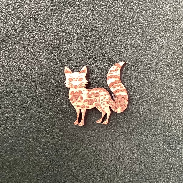 Wooden fox brooch