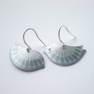 Bird earrings with seed print in grey and silver