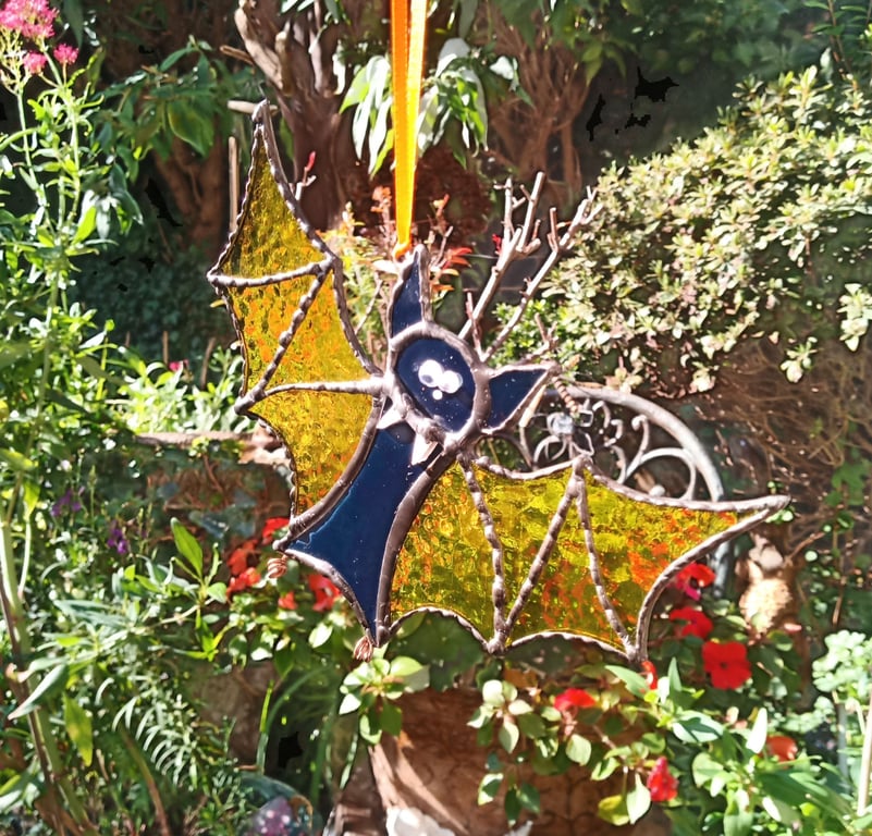 " Batz" Stained Glass   Sun Catcher Hanging Halloween Decoration