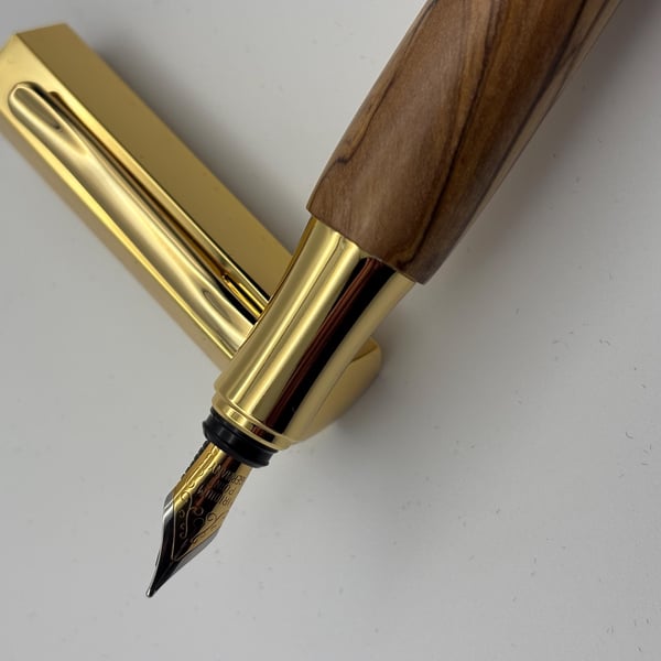Holy Land Fountain Pen - Hand Turned From Bethlehem Olive Wood 
