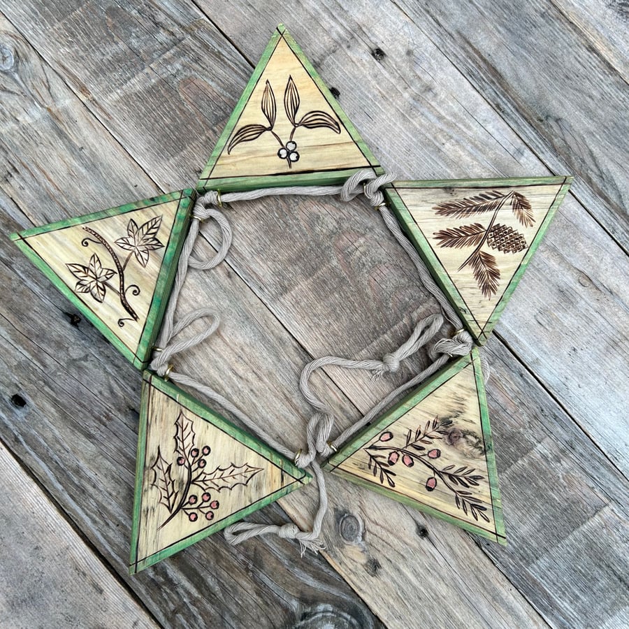 Rustic Wooden Christmas and Yuletide Bunting 