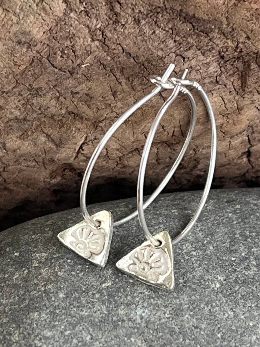 Silver shell print earrings