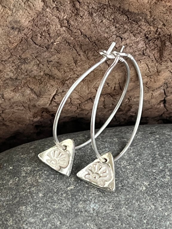 Silver shell print earrings