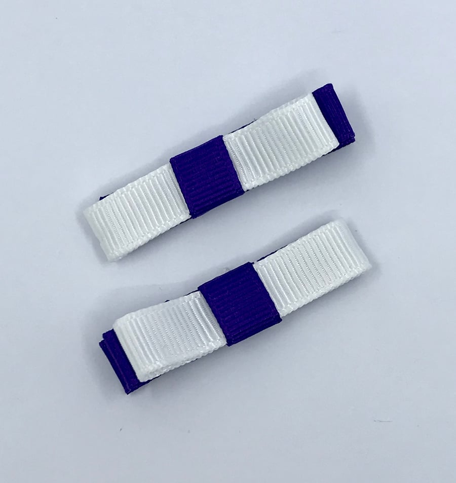 Small Straight Purple and White Bow Clips (pair)