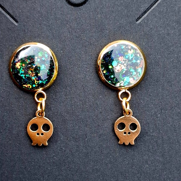 Gothic golden glitter skulls stud earrings emo punk alt