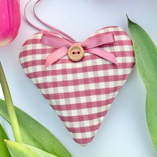CLOVER PINK GINGHAM FABRIC HEART DECORATION