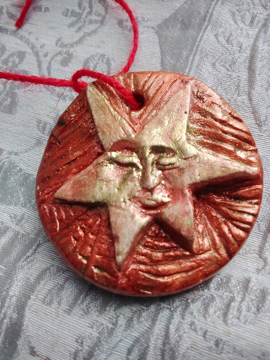 Bronze-Golden Star Carving