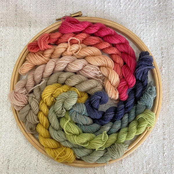 Rainbow CREWEL Plant Dyed Wool Embroidery Yarn Kit  - 10 colours x 20 m - CRW-4