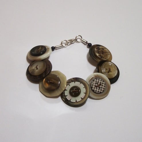 Coffee and Cream button bracelet 