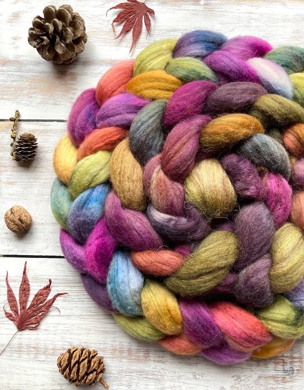 Bundle Spinning Fibre 240g Brambleberries