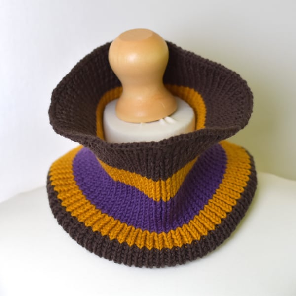 Merino Wool Neck Warmer - Handmade Knitted Snood for Men & Women