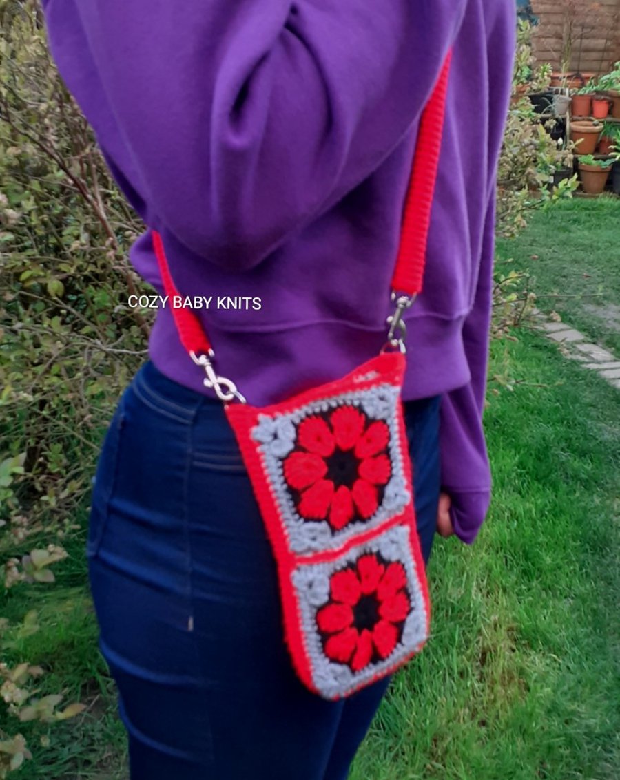 CROSSBODY PHONE BAG   (9)