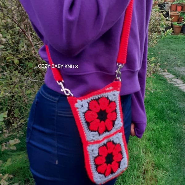 CROSSBODY PHONE BAG